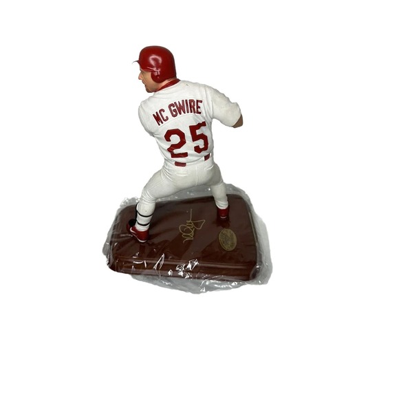 Danbury Mint All Star Figurines MLB St. Louis Cardinals Mark McGwire‎ Figurine - Picture 3 of 8